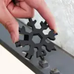 18 in 1 Multi-Purpose Snowflake Shaped Stainless Steel Screwdriver Tool U01